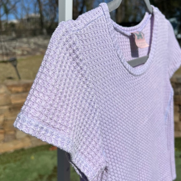 For All Seasons by Paper Crane Waffle Knit Short-Sleeve Top with Curved Hem - Picture 5 of 16